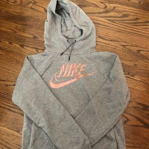 Nike sweatshirt